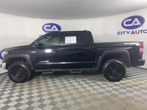 2020 Toyota Tundra SR5