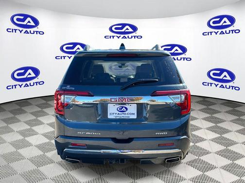 2020 GMC Acadia Denali