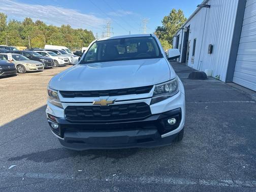 Summit White 2022 Chevrolet Colorado LT