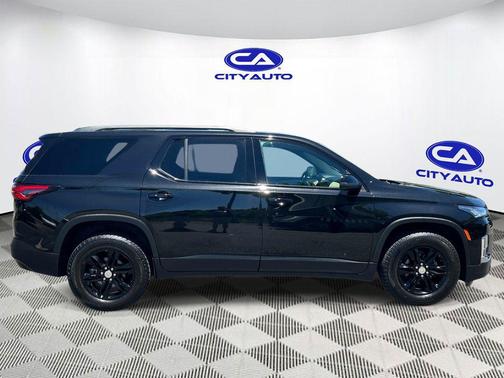 Mosaic Black Metallic 2023 Chevrolet Traverse LS