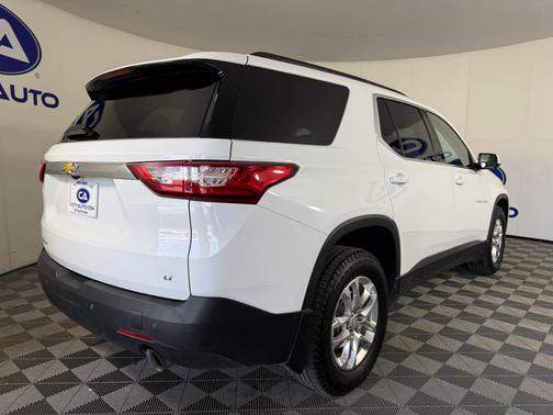 2021 Chevrolet Traverse Premier