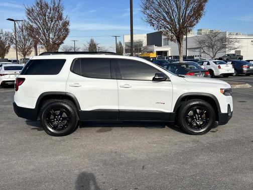 2021 GMC Acadia AWD AT4