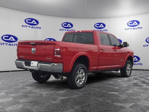 2022 RAM 2500 Laramie Crew Cab 4x4 6'4' Box