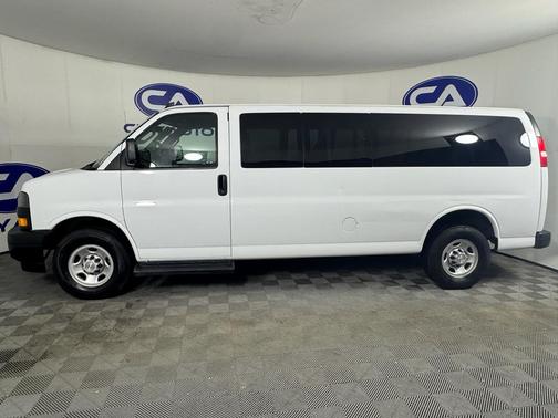2023 Chevrolet Express 3500 RWD 3500 Extended Wheelbase LS