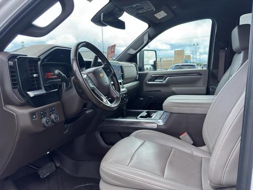 Summit White 2024 Chevrolet Silverado 2500 LTZ