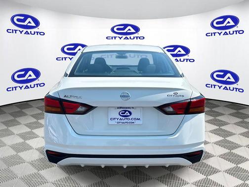 2022 Nissan Altima S FWD