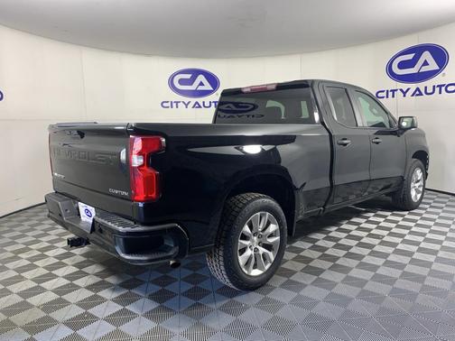 2020 Chevrolet Silverado 1500 Custom