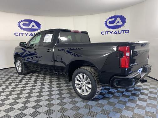 2020 Chevrolet Silverado 1500 Custom