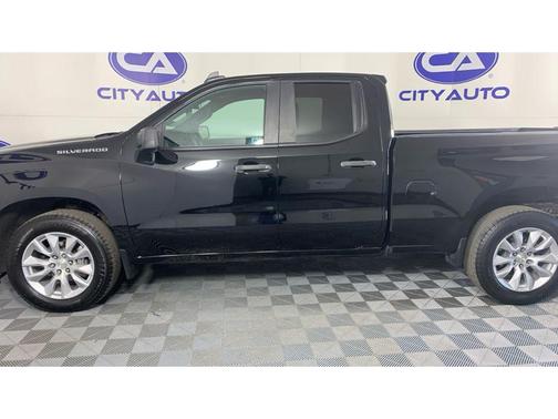 2020 Chevrolet Silverado 1500 Custom