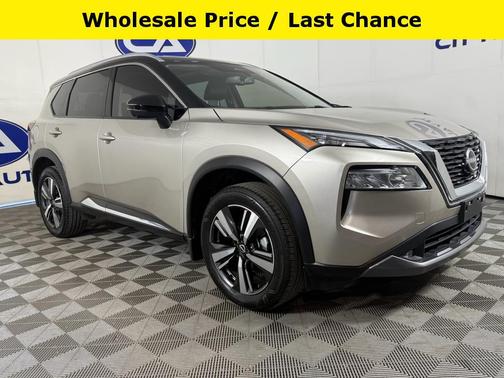 2022 Nissan Rogue SL