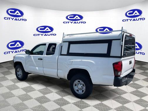 2022 Toyota Tacoma SR