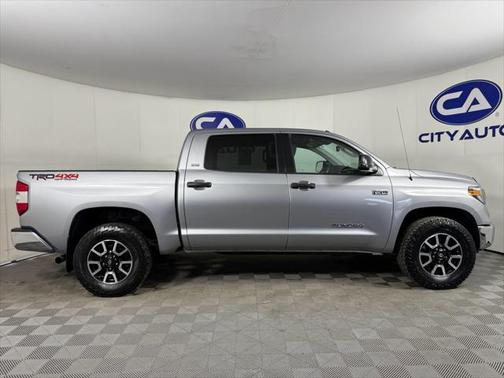2018 Toyota Tundra SR5