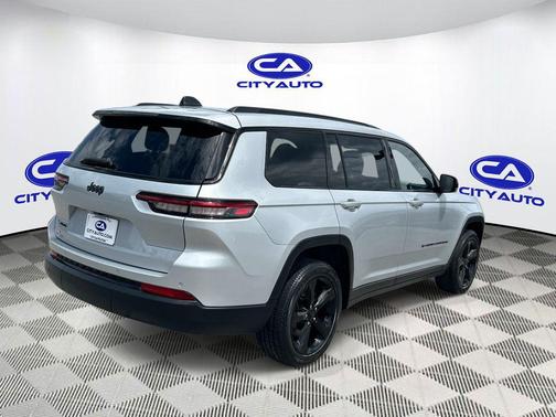 Silver Zynith 2023 Jeep Grand Cherokee L Altitude