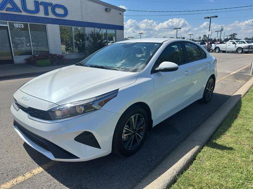 2023 Kia Forte LXS