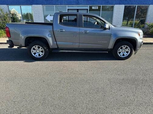 Satin Steel Metallic 2021 Chevrolet Colorado LT