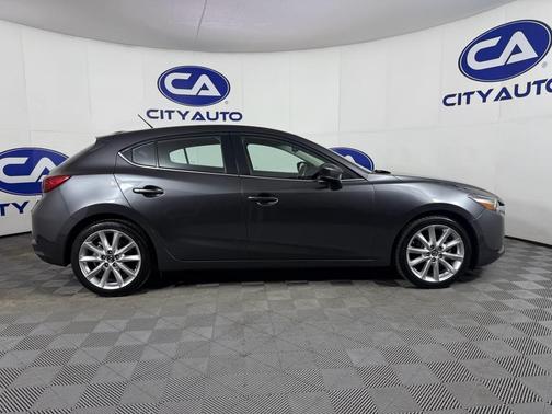 2017 Mazda Mazda3 Touring 2.5