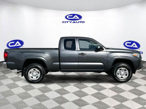 2020 Toyota Tacoma SR