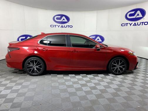 Supersonic Red 2021 Toyota Camry SE