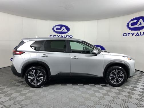 Brilliant Silver Metallic 2023 Nissan Rogue SV