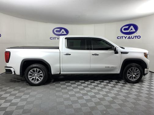 White Frost Tricoat 2021 GMC Sierra 1500 Denali