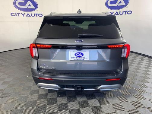 Carbonized Gray Metallic 2025 Ford Explorer Platinum