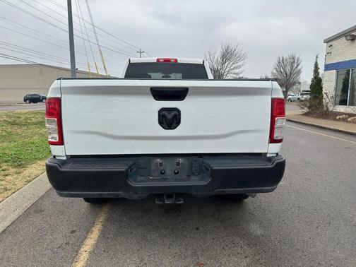 2023 RAM 2500 Tradesman Crew Cab 4x2 8' Box