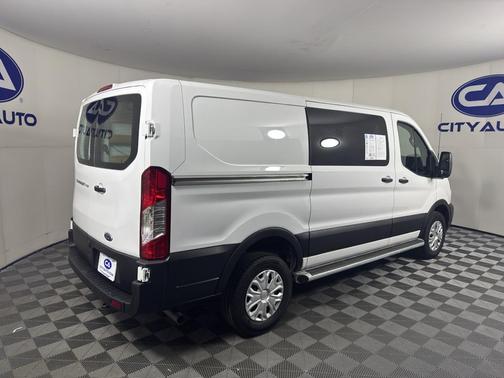Oxford White 2024 Ford Transit-250 Base