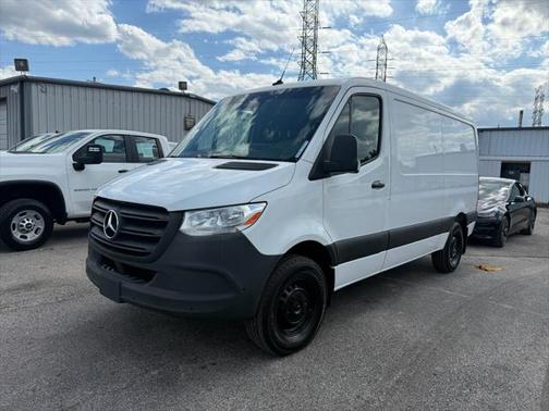 2019 Mercedes-Benz Sprinter 1500 Standard Roof I4