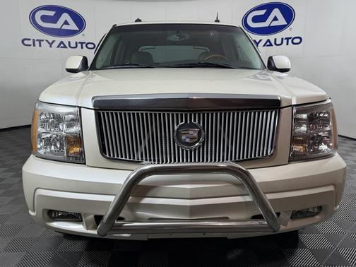 2003 Cadillac Escalade EXT Base