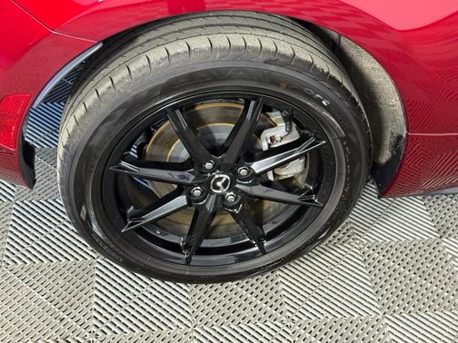 2024 Mazda MX-5 Miata Sport