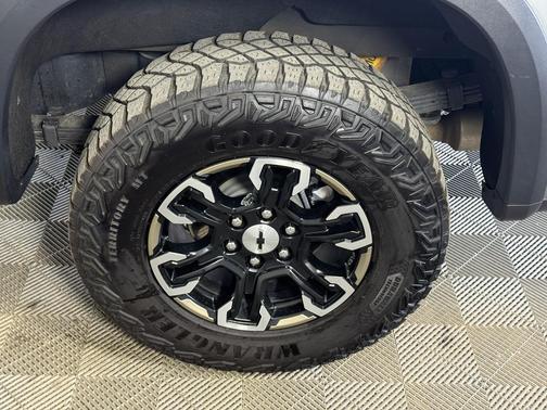 2023 Chevrolet Silverado 1500 ZR2