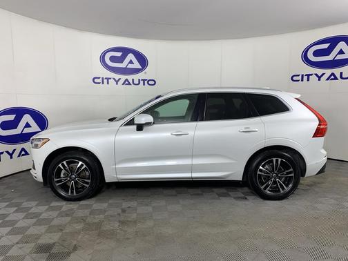 2019 Volvo XC60 T5 Momentum
