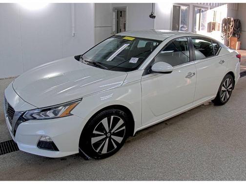 2021 Nissan Altima 2.5 SV