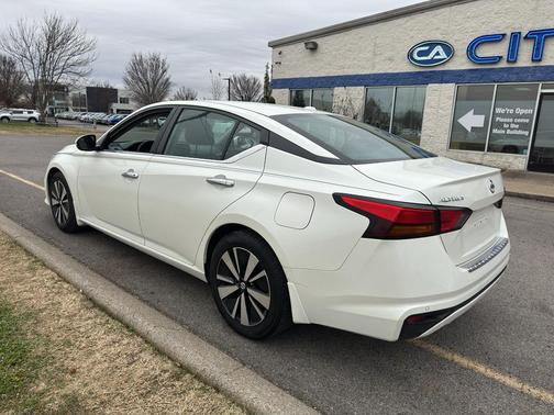 2021 Nissan Altima 2.5 SV