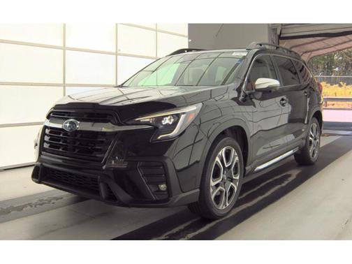 Crystal Black Silica 2023 Subaru Ascent Limited 7-Passenger