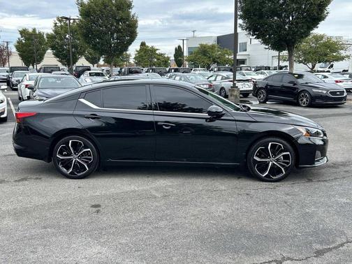 2024 Nissan Altima SR FWD