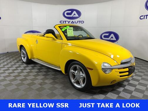2004 Chevrolet SSR LS