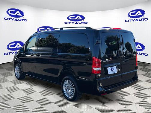 2018 Mercedes-Benz Metris Base
