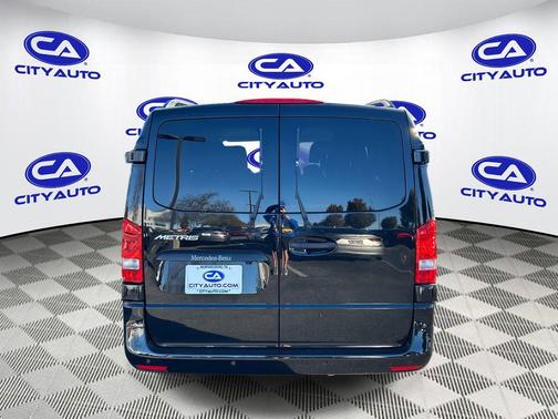 2018 Mercedes-Benz Metris Base