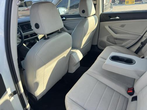 2023 Volkswagen Jetta 1.5T SE