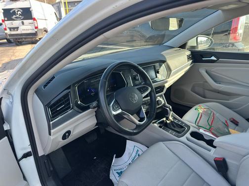 2023 Volkswagen Jetta 1.5T SE