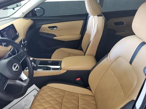 Gun Metallic 2024 Nissan Sentra SV