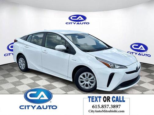 White 2022 Toyota Prius LE