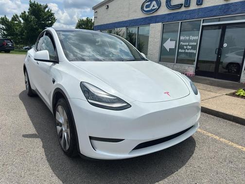 Pearl White Multi-Coat 2021 Tesla Model Y Long Range Dual Motor All-Wheel Drive