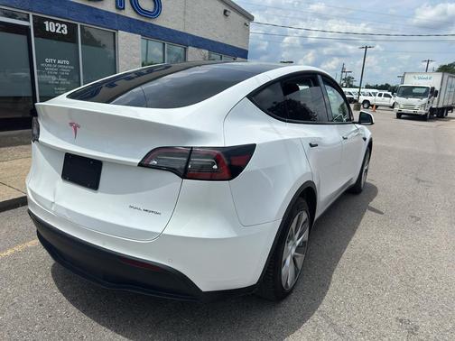 Pearl White Multi-Coat 2021 Tesla Model Y Long Range Dual Motor All-Wheel Drive