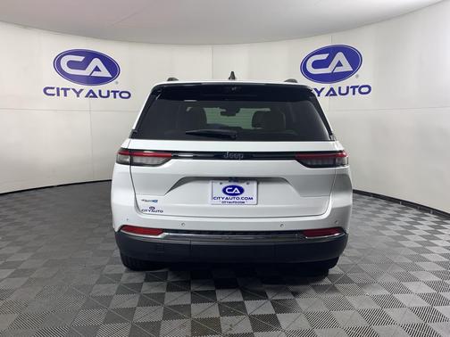 2023 Jeep Grand Cherokee 4xe Base