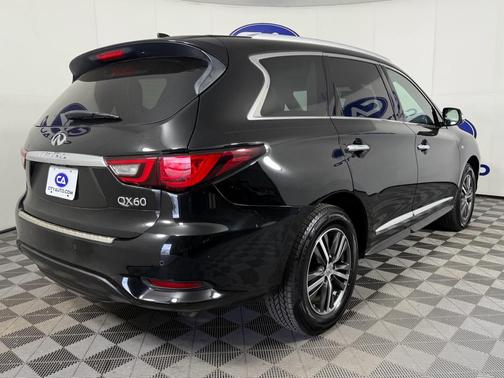2018 INFINITI QX60 Base