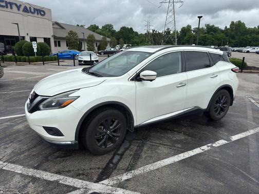 Pearl White 2018 Nissan Murano SV