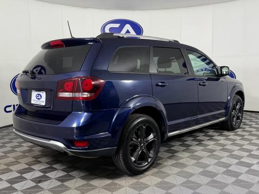 2020 Dodge Journey Crossroad