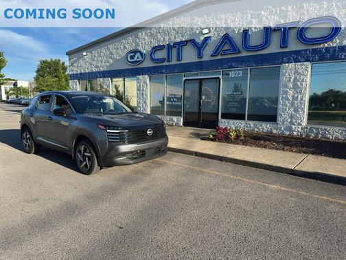 Gun Metallic/Super Black 2025 Nissan Kicks SV